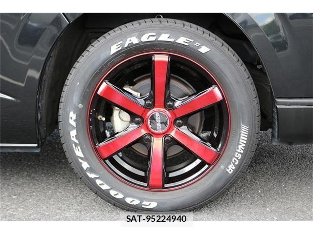 Toyota HIACE WAGON 2024-04 8412729-13