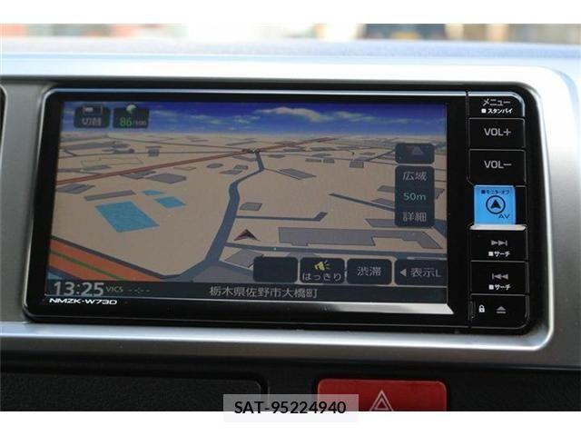 Toyota HIACE WAGON 2024-04 8412729-3