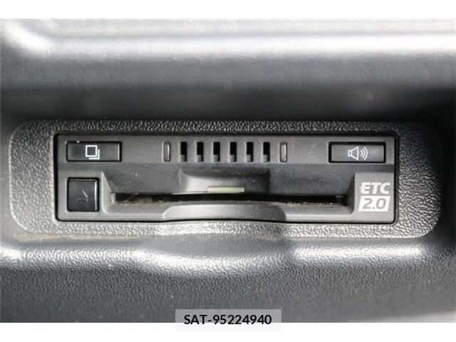 Toyota HIACE WAGON 2024-04 8412729-6