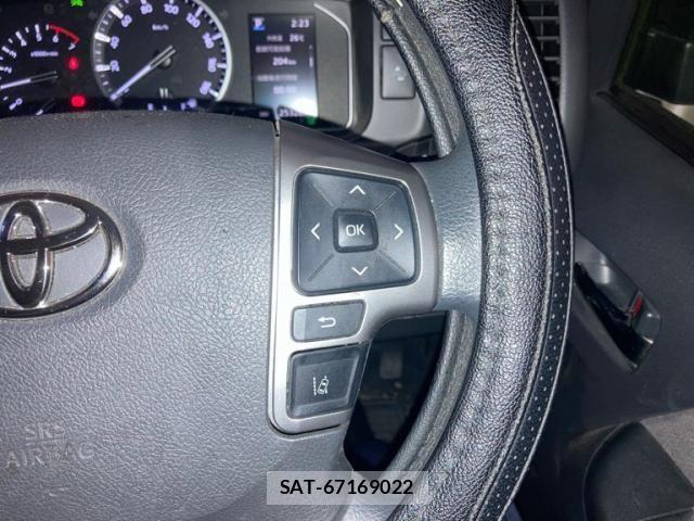 Toyota HIACE WAGON 2022-09 8412728-13