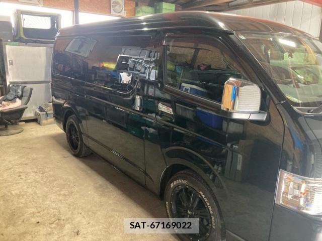 Toyota HIACE WAGON 2022-09 8412728-3