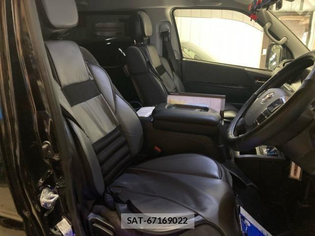 Toyota HIACE WAGON 2022-09 8412728-7