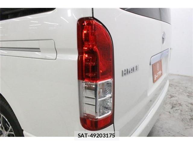Toyota HIACE WAGON 2025-03 8412731-17