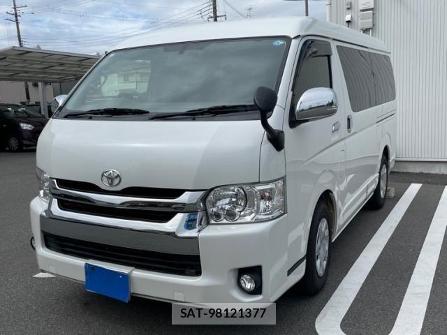 Toyota HIACE WAGON 2017-03 8412736-1
