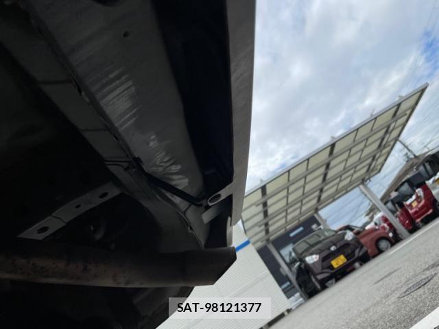 Toyota HIACE WAGON 2017-03 8412736-5