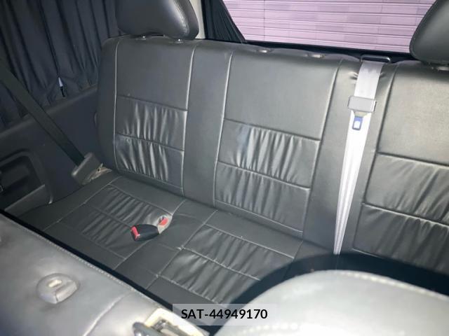 Toyota HIACE WAGON 2013-07 8412740-12