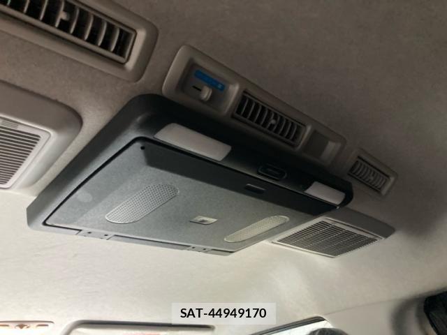 Toyota HIACE WAGON 2013-07 8412740-14