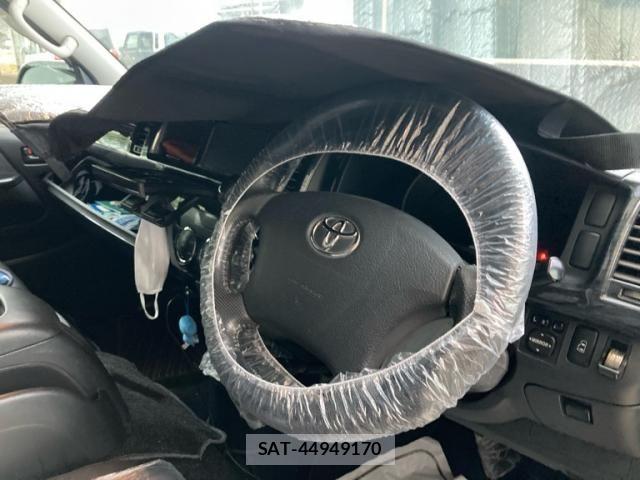 Toyota HIACE WAGON 2013-07 8412740-15