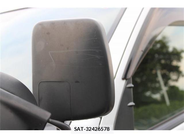 Toyota HIACE WAGON 2019-08 8562107-16