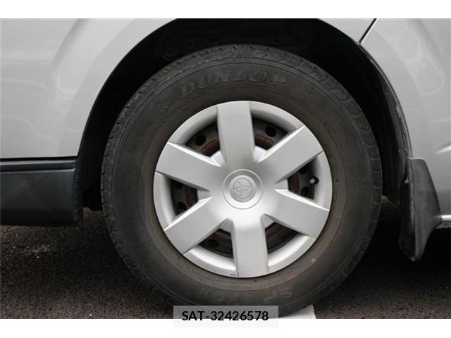 Toyota HIACE WAGON 2019-08 8562107-18