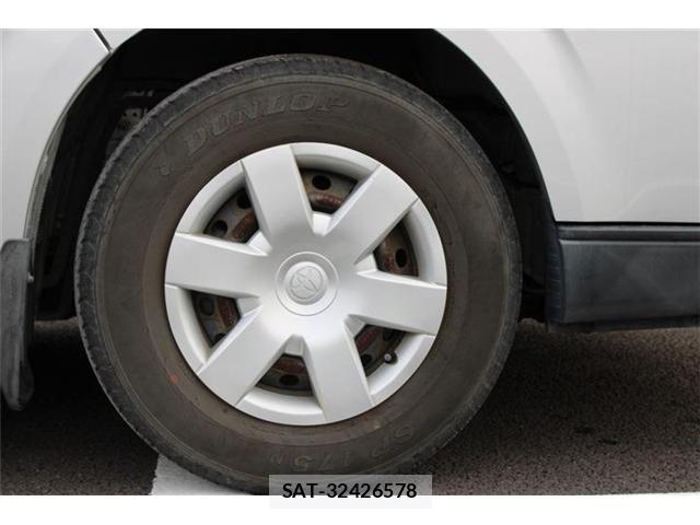Toyota HIACE WAGON 2019-08 8562107-24