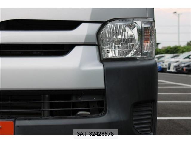 Toyota HIACE WAGON 2019-08 8562107-5