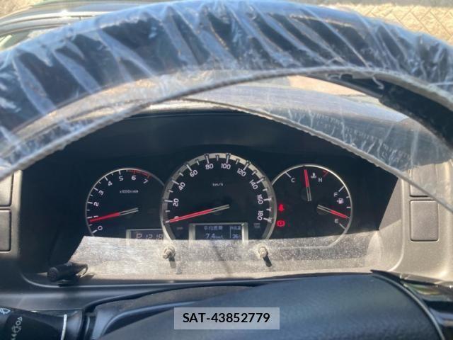 Toyota HIACE WAGON 2015-08 8562108-17
