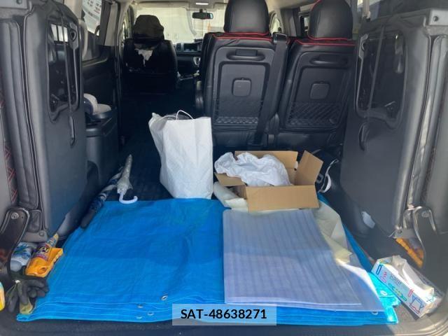 Toyota HIACE WAGON 2015-09 8562106-12