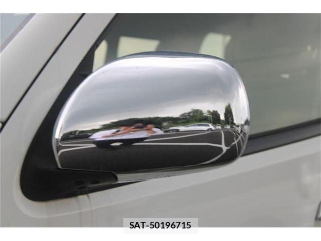 Toyota HIACE WAGON 2020-06 8562104-17
