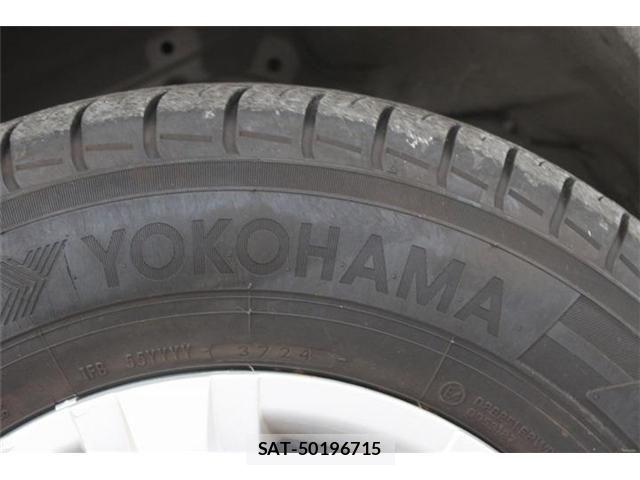 Toyota HIACE WAGON 2020-06 8562104-19