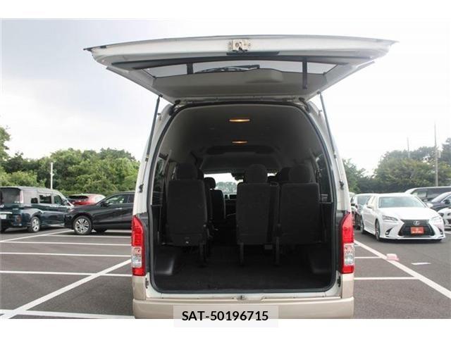Toyota HIACE WAGON 2020-06 8562104-29