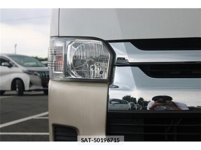 Toyota HIACE WAGON 2020-06 8562104-3