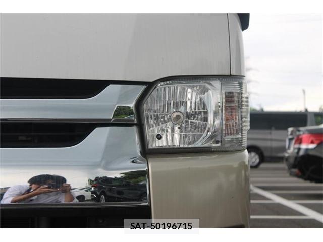 Toyota HIACE WAGON 2020-06 8562104-6