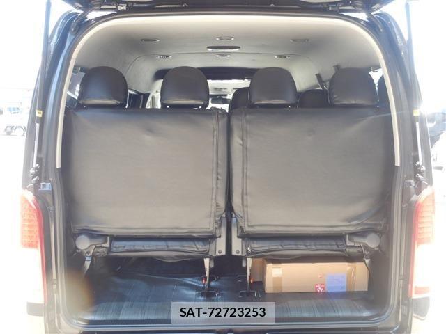Toyota HIACE WAGON 2019-09 8562105-24