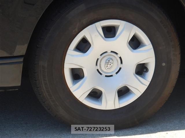 Toyota HIACE WAGON 2019-09 8562105-26