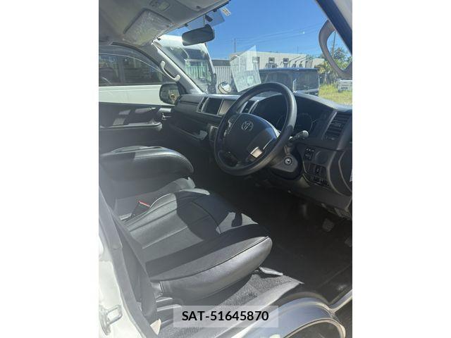 Toyota HIACE WAGON 2016-05 8562103-3