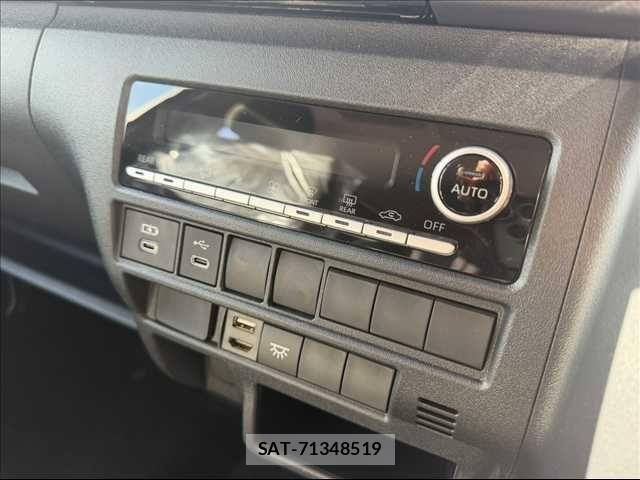 Toyota HIACE WAGON 2026-04 8627031-18