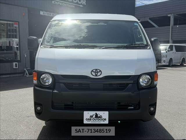 Toyota HIACE WAGON 2026-04 8627031-1