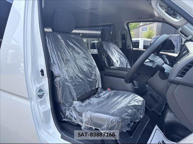 Toyota HIACE WAGON 2026-04 8627032-6