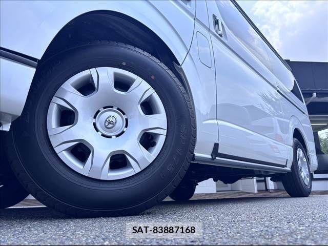 Toyota HIACE WAGON 2026-04 8627032-8