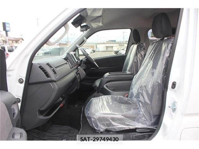 Toyota HIACE WAGON 2026-07 8627034-25