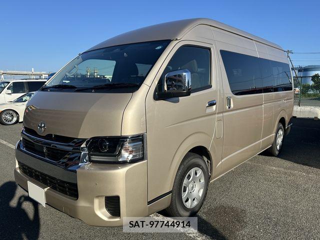 Toyota HIACE WAGON 2026-08 8659378-0