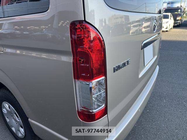 Toyota HIACE WAGON 2026-08 8659378-18