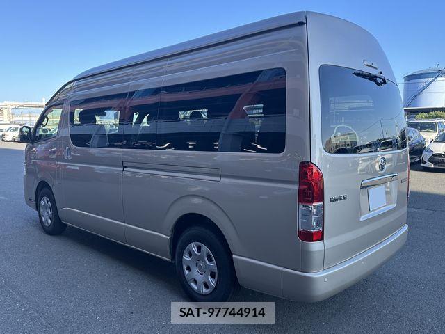 Toyota HIACE WAGON 2026-08 8659378-2