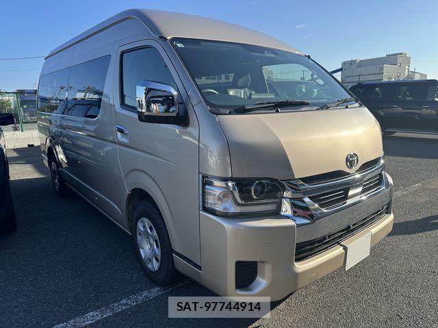 Toyota HIACE WAGON 2026-08 8659378-4