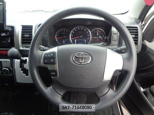 Toyota HIACE WAGON 2017-02 8666241-22