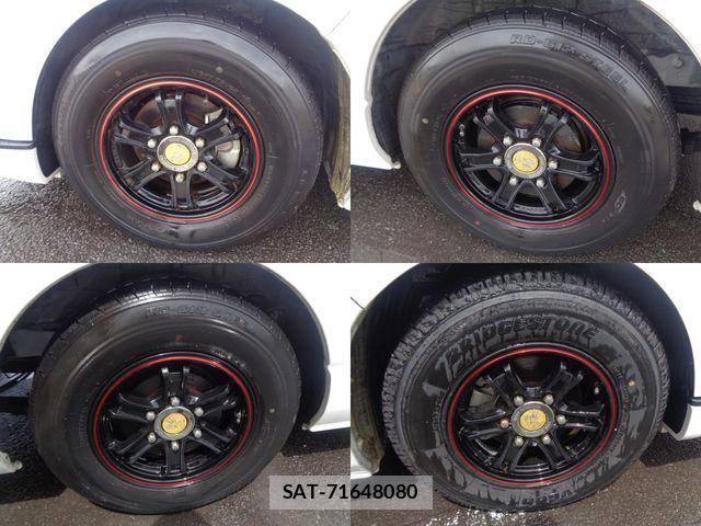 Toyota HIACE WAGON 2017-02 8666241-24