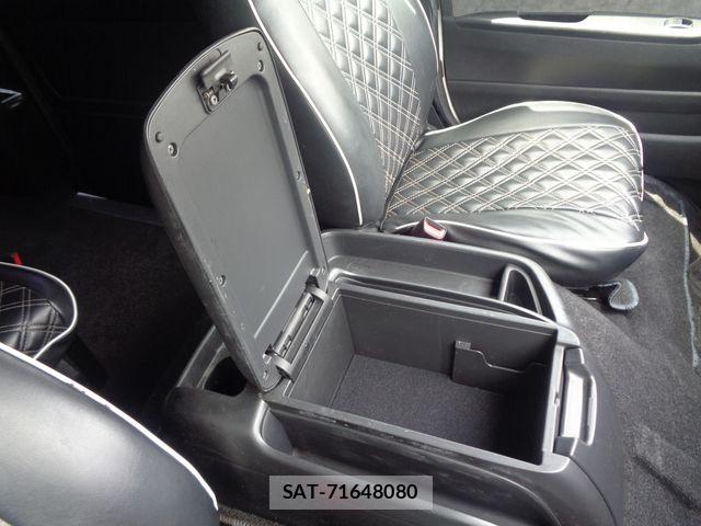 Toyota HIACE WAGON 2017-02 8666241-27