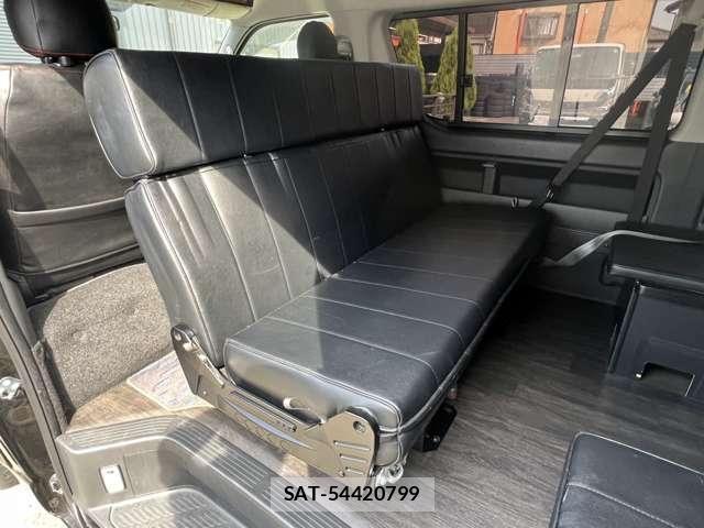 Toyota HIACE WAGON 2010-12 8659383-10