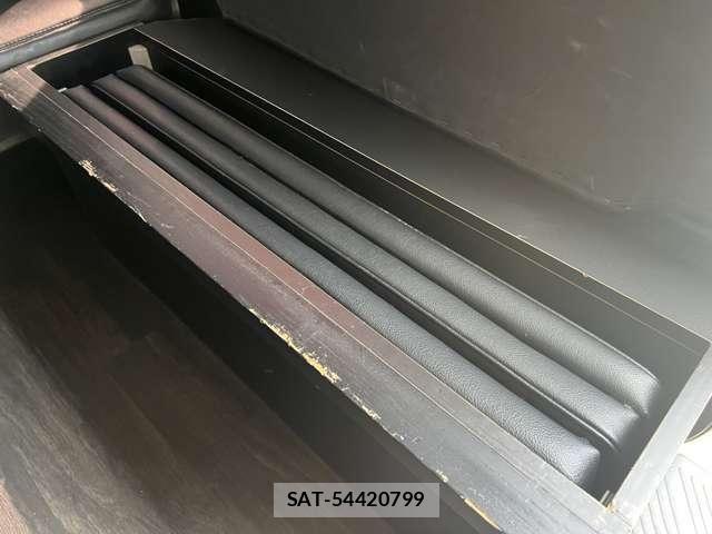 Toyota HIACE WAGON 2010-12 8659383-15