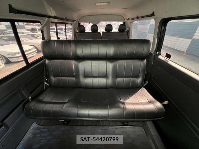 Toyota HIACE WAGON 2010-12 8659383-21