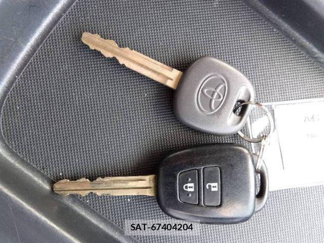 Toyota HIACE WAGON 2015-07 8666242-10