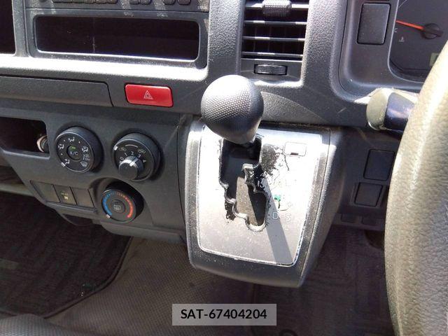 Toyota HIACE WAGON 2015-07 8666242-8