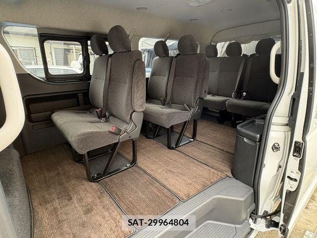 Toyota HIACE WAGON 2025-06 8659379-9