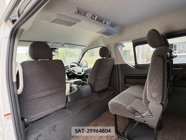 Toyota HIACE WAGON 2025-06 8659379-12