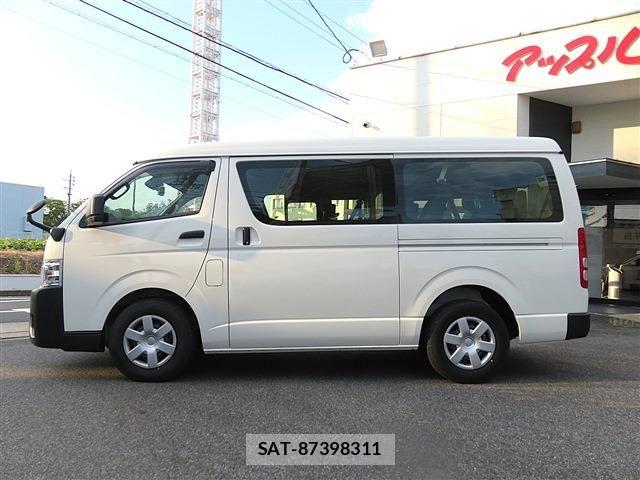 Toyota HIACE WAGON 2025-05 8659380-4