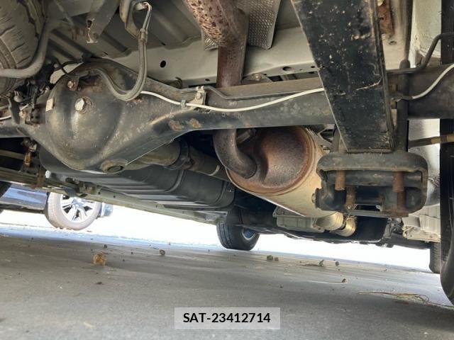 Toyota HIACE WAGON 2014-07 8666240-19