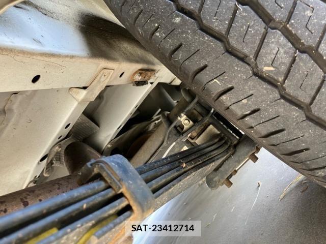 Toyota HIACE WAGON 2014-07 8666240-20