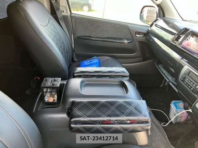 Toyota HIACE WAGON 2014-07 8666240-8