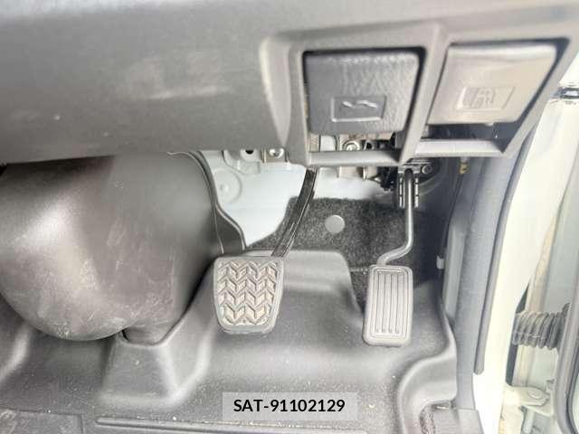 Toyota HIACE WAGON 2022-12 8685653-27